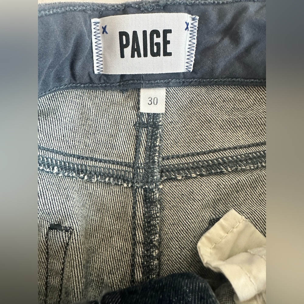 PAIGE Jeans Colette Crop Flare Blue Distressed Bottom Faded Size 30 Pre-owned‎ - Picture 15 of 15